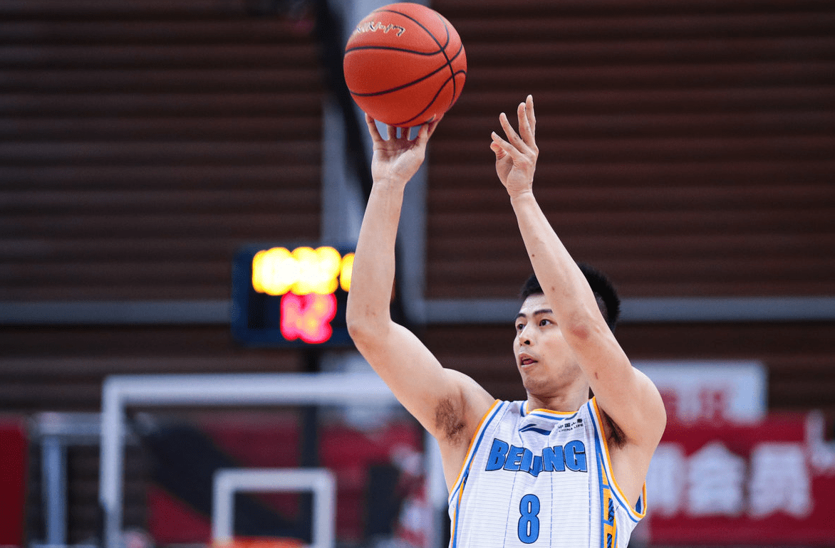 国际比赛日北京首钢调整名单以备欧超杯，篮板制胜环节打磨，压力陡增，细节决定成败的简单介绍