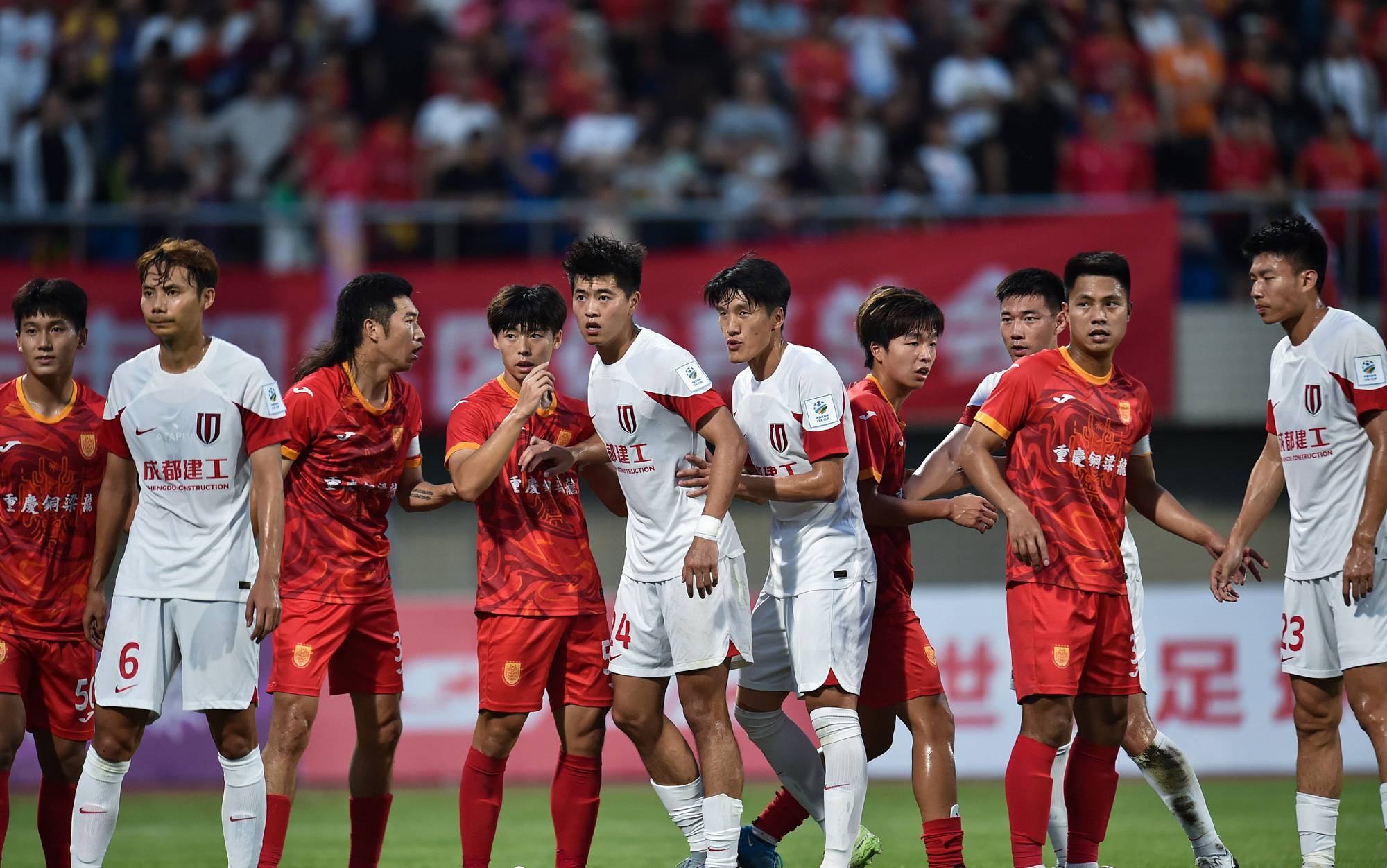 今晨CBA季后赛传出新动向，成都蓉城刷新队史纪录，管理层表态——气氛紧张，球队文化再被提及的简单介绍