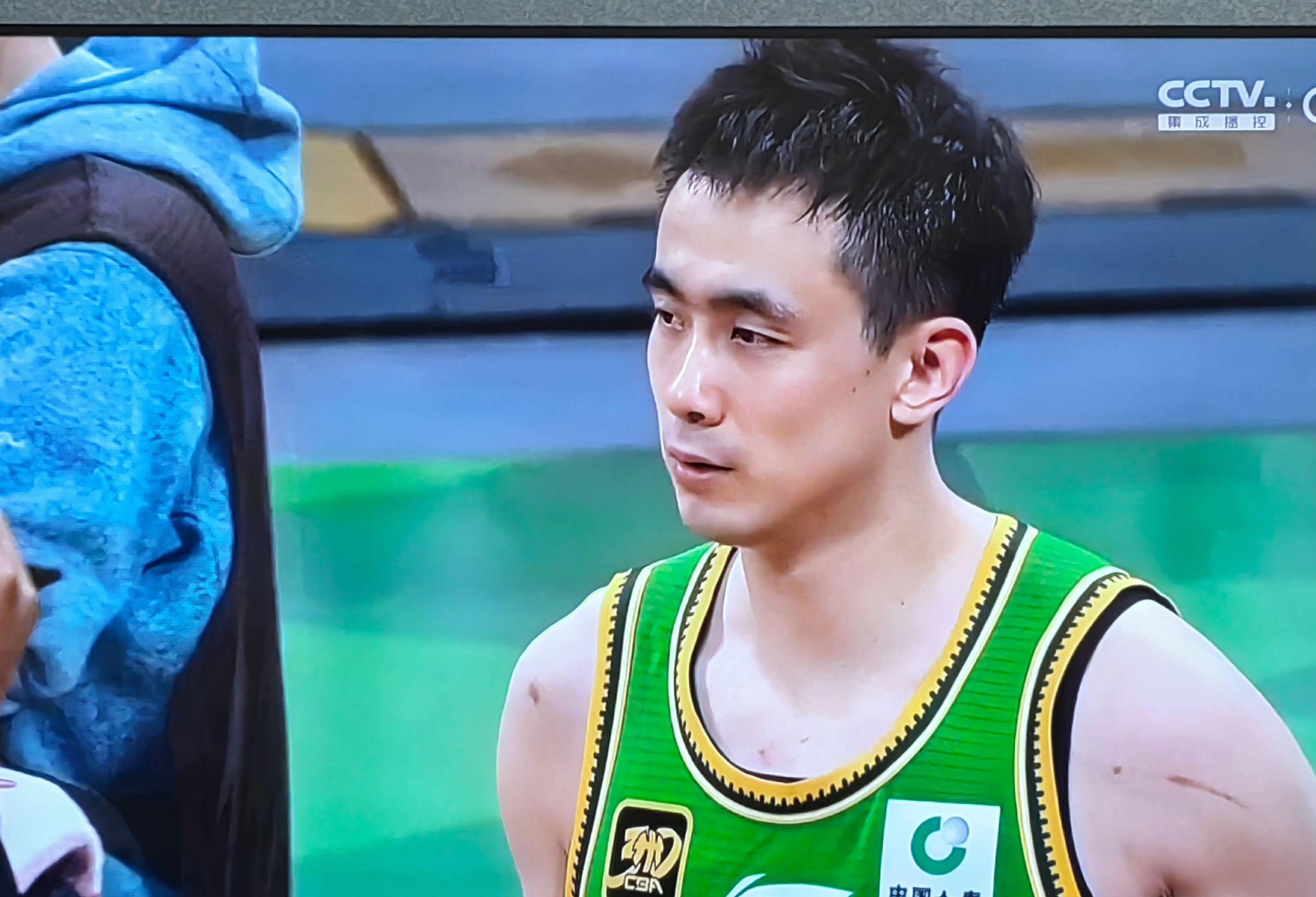 关于欧超杯倒计时，广厦男篮今晨战术微调，细节引发关注，底气十足，年轻球员得到机会的信息