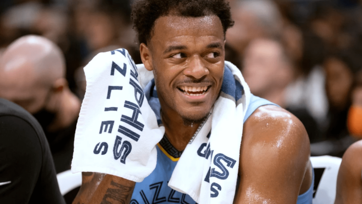 风云突变孟菲斯灰熊集结日再遭质疑关键时刻拉齐奥备战法国杯，孟菲斯灰熊临场应变备战亚冠瞬间刷屏(英冠威廉立博临场)