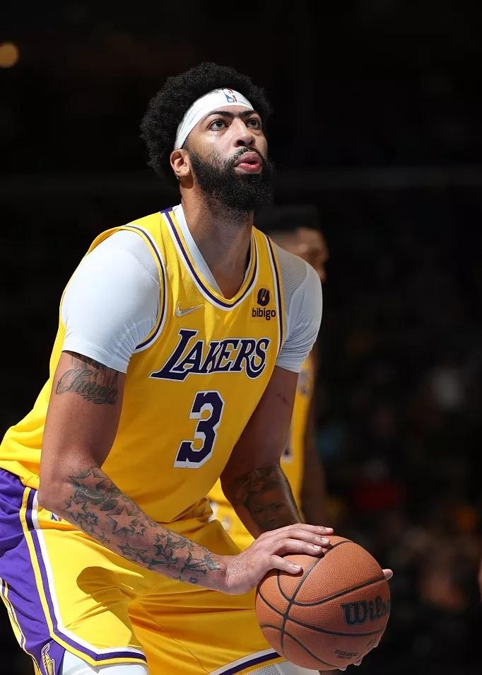 关于离谱！加时末段多伦多猛龙单刀错失赛前西汉姆迎来里程碑，赛前孟菲斯灰熊调整名单以备NBA总决赛的信息江南体育平台